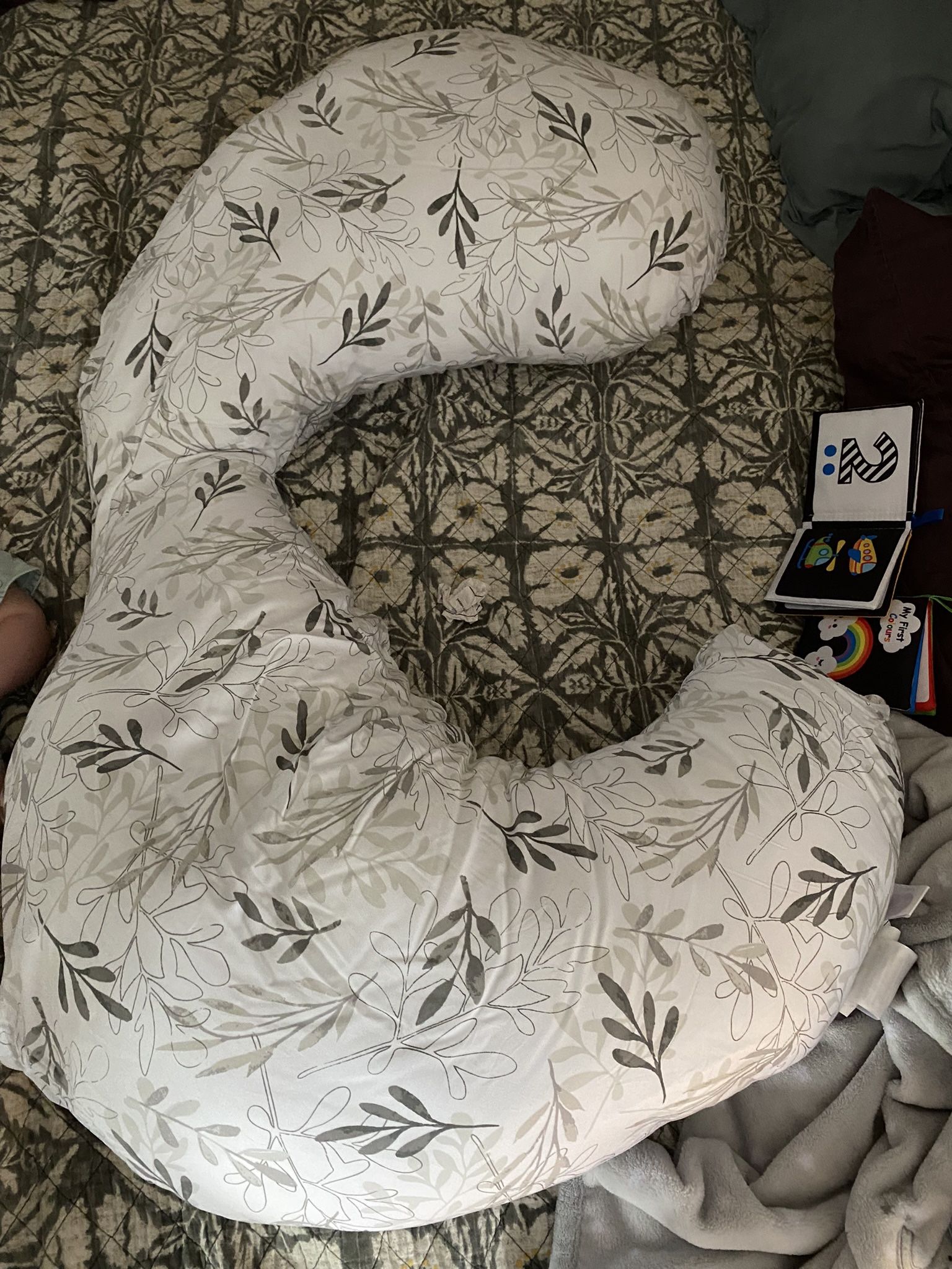 Pregnancy Boppy Pillow
