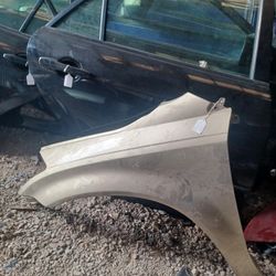 05 Murano Left Fender 
