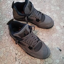 Jordan 4 (used)