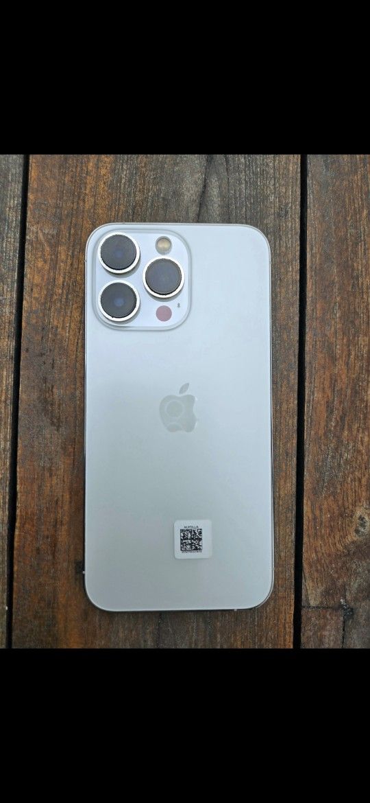 Best Price. I-phon.e 13 Pro 256. Unblocked. New Case + warranty