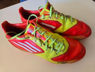 ADIDAS US Sz 5.5. F10 TR X FG Soccer Cleats