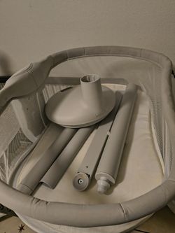 Halo 360 baby bassinet