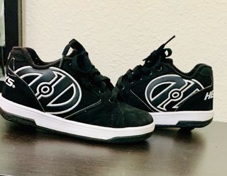 Heelys Black Roller Skate Sneakers size (1.5Y)