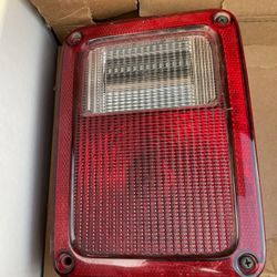 Jeep Wrangler 2007 - 2018 JK Tail Lights OEM