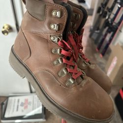 Women’s Boots Bearpaw Dylan Size 8