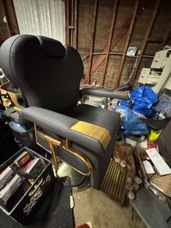 Barber chair