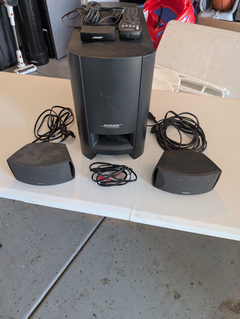 Bose Cinemate Digital Home Theater Speaker System