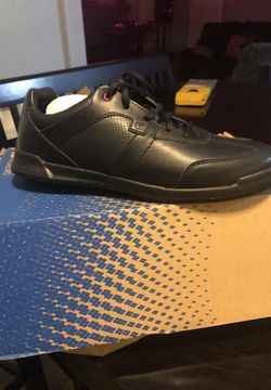 Men’s work shoes size 8.5