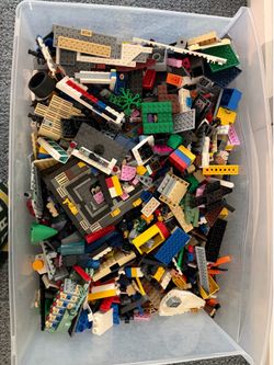 Tons of Lego Pieces