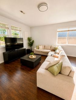 Corner Sectional Sofa With Cupholder Console With A Corner Table With USB Port
