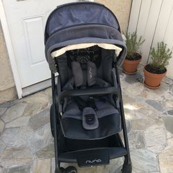 Nuna MIXX Stroller w/ Car Seat/Base Infant PIPA