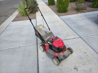 Good running lawnmower with bag
