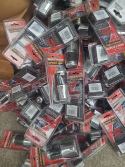 Lot Of 100 Manual Car Shift Knobs $1 Each