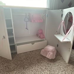 American girl Closet 