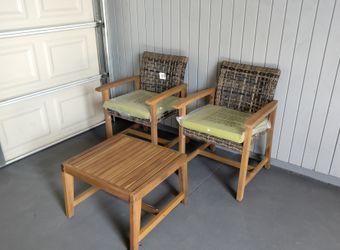 Outdoor patio wood garden chairs