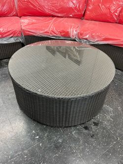 Round Wicker Outdoor Coffee Table with Glass Top