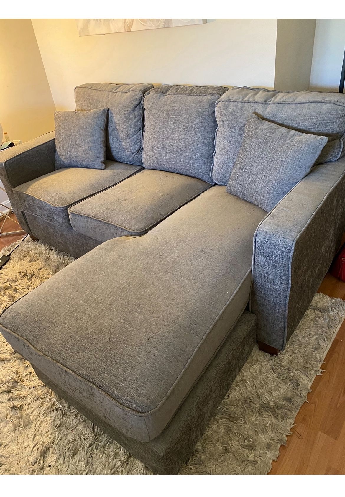 FREE COUCH L-Shape Sectional/ Smoke Grey