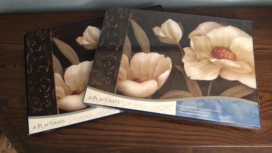 Hardboard placemats