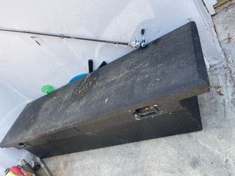 Truck toolbox