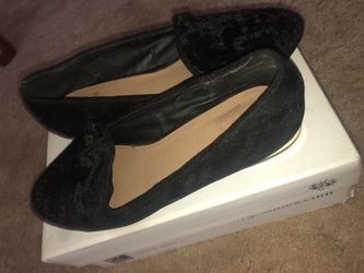 Black Suede Flat Shoes (Size 8.5)