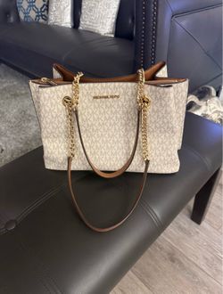 Pretty stuff ( Ask for price)