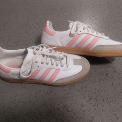 Adidas Coral Pink Sambas