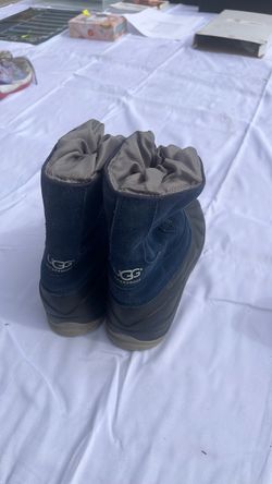 Children’s UGG winter boots