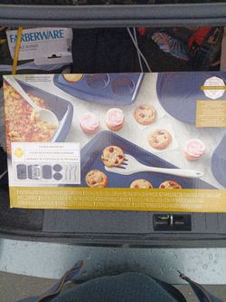 9 piece baking set