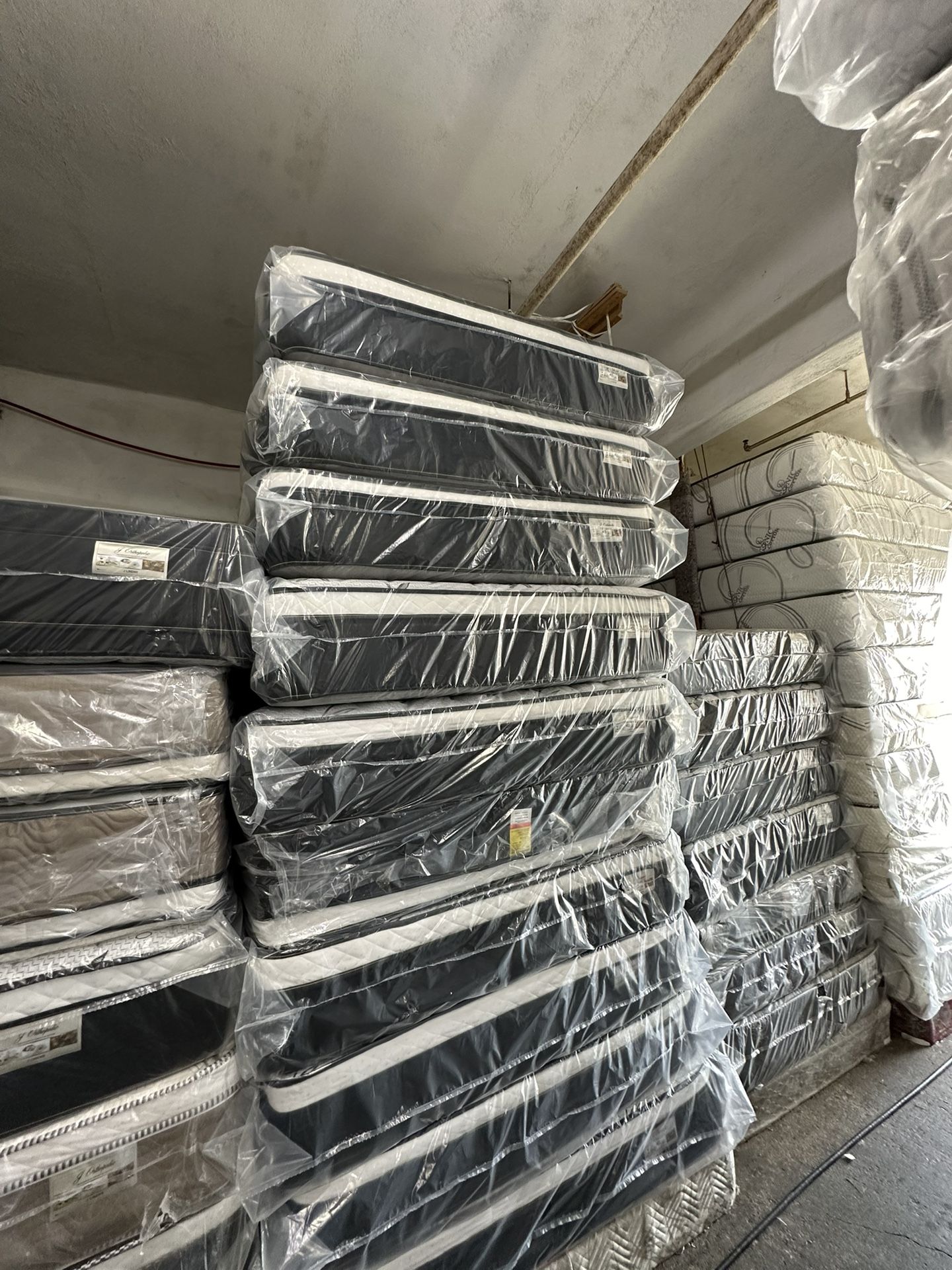 Full Size Mattress Pillow Top 12” Thick 