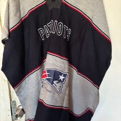 PATRIOTS PONCHO / WINDBREAKER 