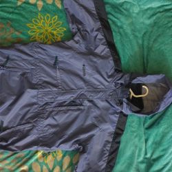 Columbia-Women's Windbreaker (Large)