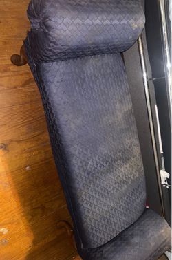 LOUNGE CHAISE