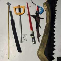 Cosplay Weapons And Swords