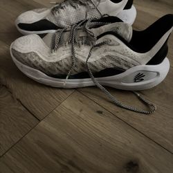 Curry 11 Basketball Shoes