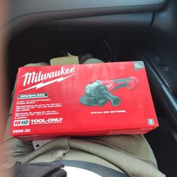 Milwaukee Brushless Grinder
