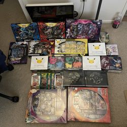 Lots Of Pokémon (celebrations, Vivid, Darkness, Evolving Skies, Evolutions Etc)