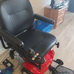 JAZZY POWERCHAIR
