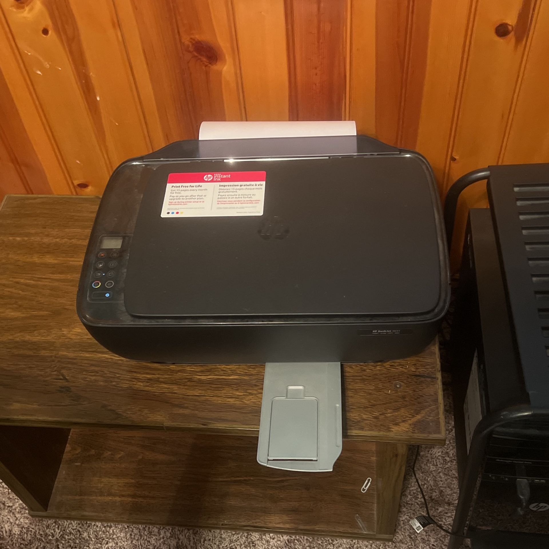 Hewlett-Packard Printer with Stand