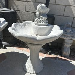 New Fountain Made Out Of Cement Perfect Gift 