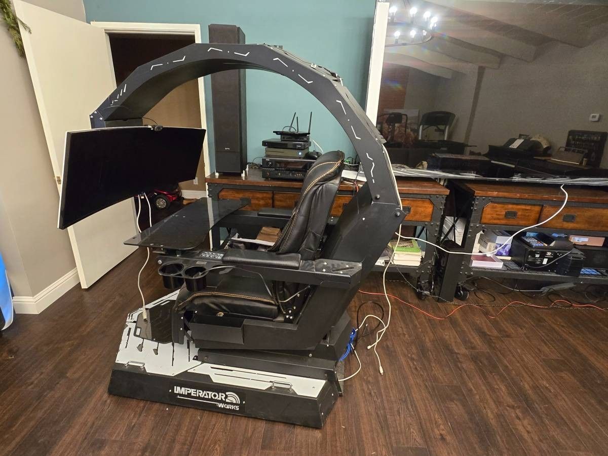 Zero gravity reclining workstation game chair 