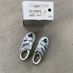 Women’s Shimano Mountain Bike Shoes Pearl White - Size 7.5 American 40 Euro