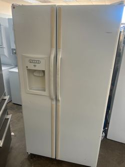 GE white side by side refrigerator - Free delivery