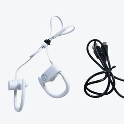 Powerbeats3 Wireless Earphones - White VG