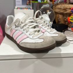 Girls Adidas Samba Size 2
