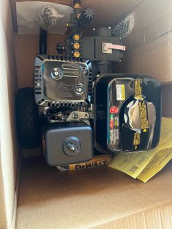 Dewalt ((BRAND NEW ))3600 PSI 2.5 GPM Gas Pressure Washer with Honda GX200 Engine, Heavy-Duty Commercial Cold Water Power Cleaner