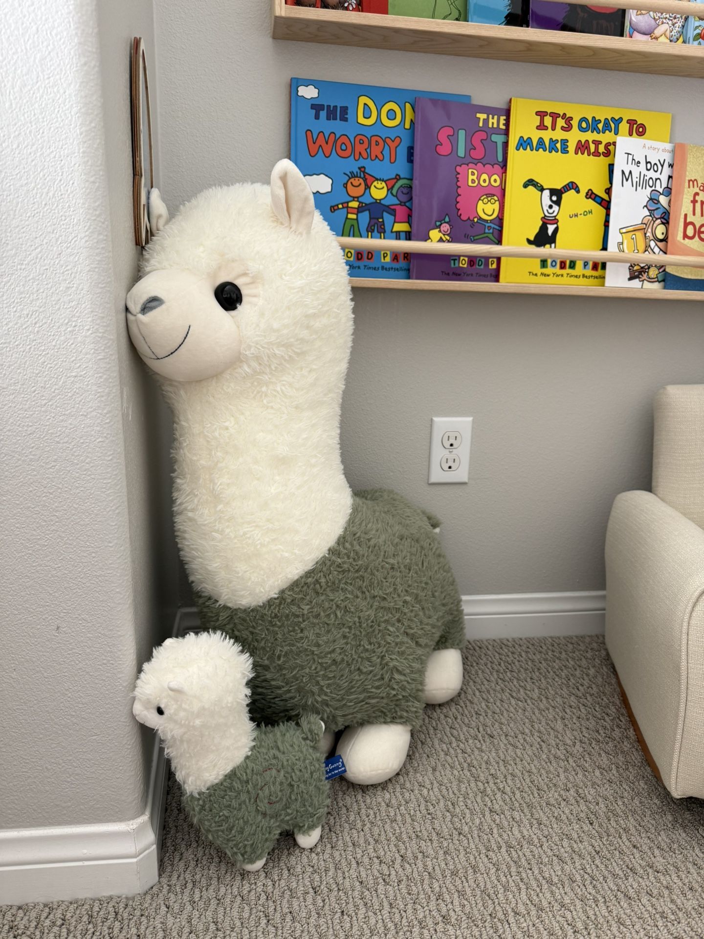Extra Large Llama/Alpaca
