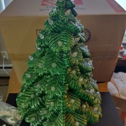 Vintage Ceramic Christmas Tree With Changing Color Light Base