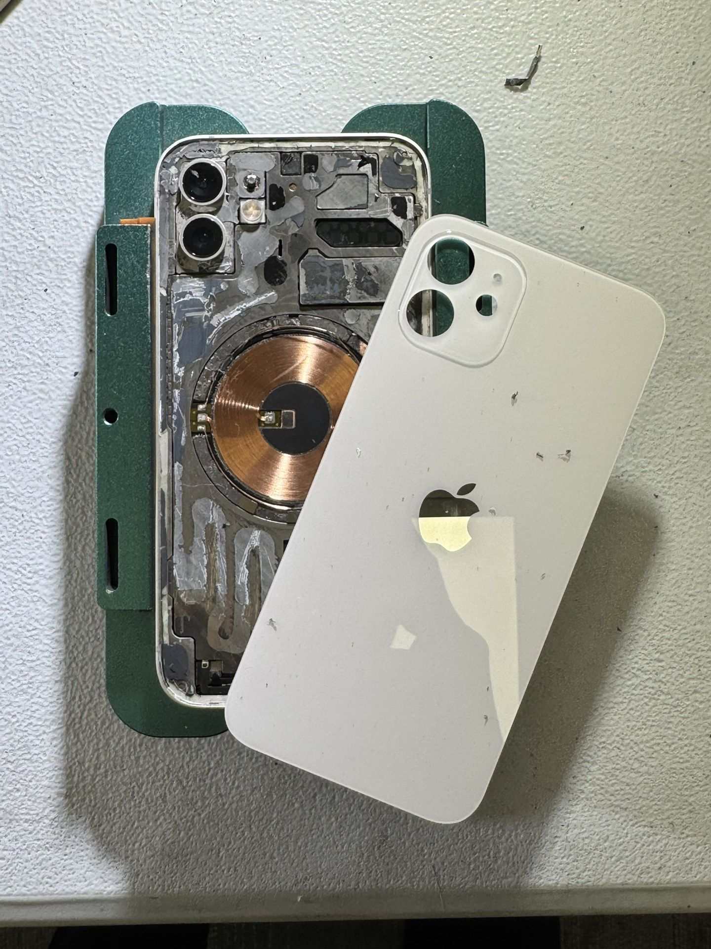 Apple iPhone Back Glass Replacement Prices Start At $40