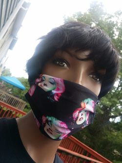 Marilyn Monroe face mask neon colors