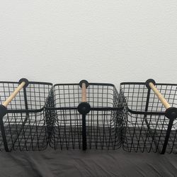 3 Metal Baskets